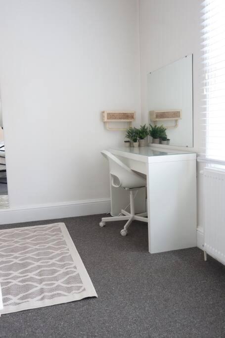 Spacious 1 Bedroom Apartment Leicester Zewnętrze zdjęcie