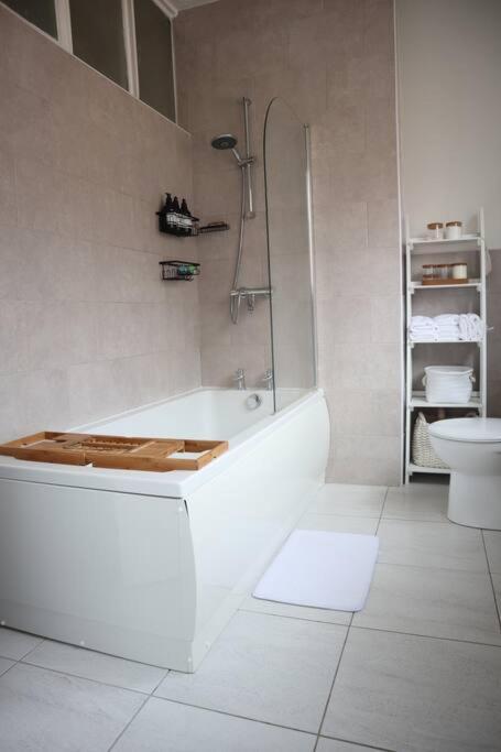 Spacious 1 Bedroom Apartment Leicester Zewnętrze zdjęcie