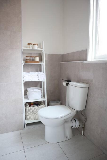 Spacious 1 Bedroom Apartment Leicester Zewnętrze zdjęcie