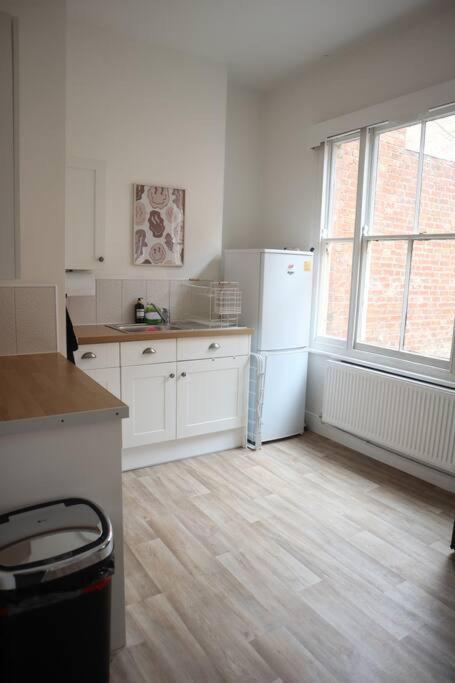 Spacious 1 Bedroom Apartment Leicester Zewnętrze zdjęcie